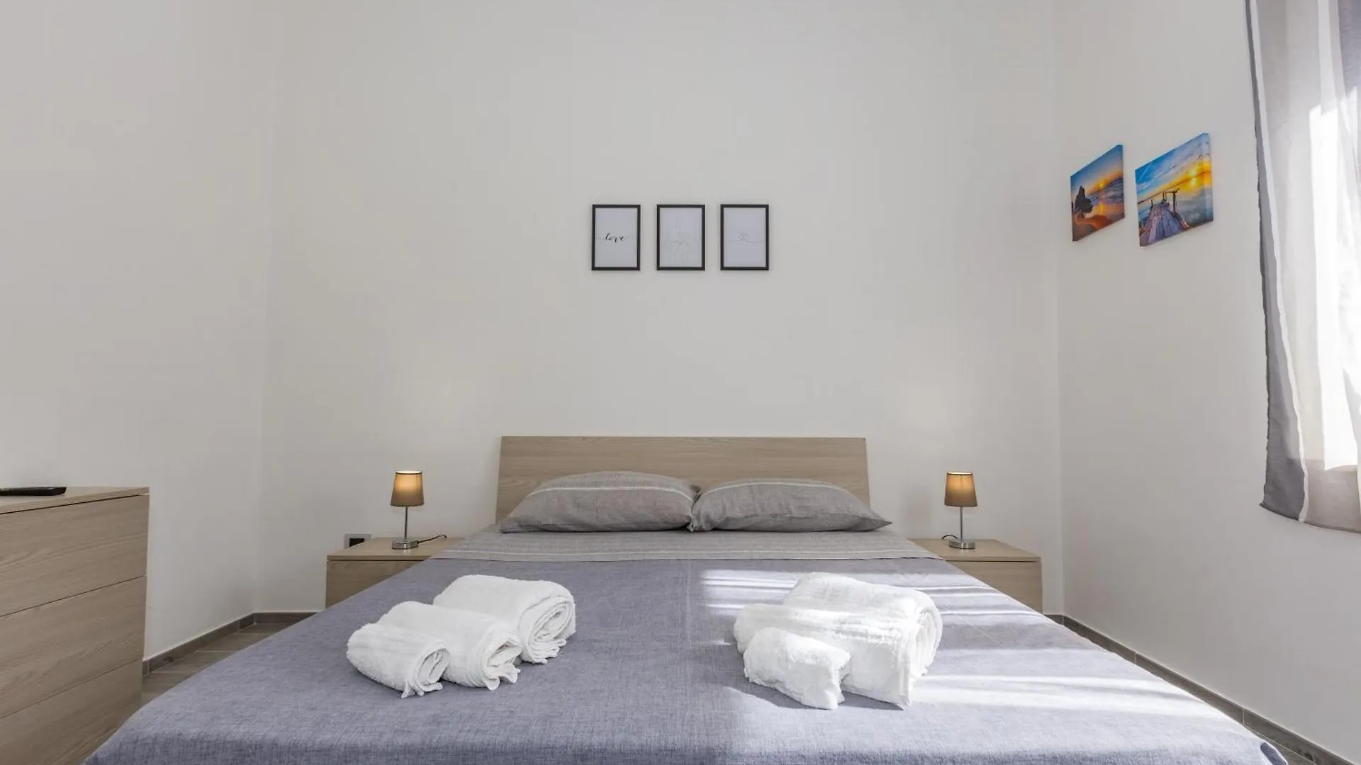 Casa Gioiosa A Due Passi Dal Mare Apartment Gioiosa Marea Italy