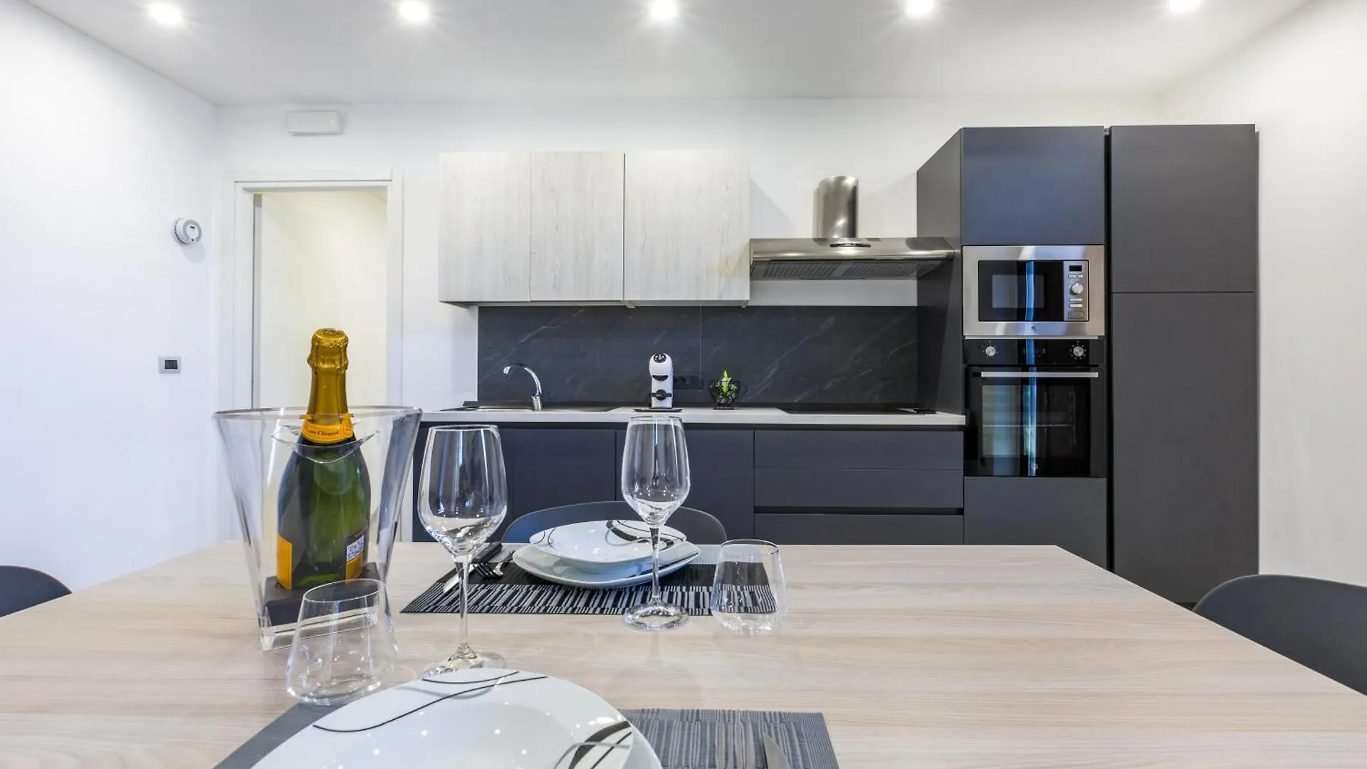 Casa Gioiosa A Due Passi Dal Mare Apartment Gioiosa Marea